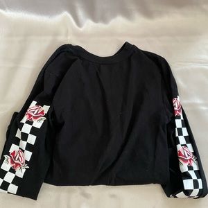 vans long sleeve size small